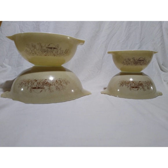 Pyrex forest fancies Cinderella nesting bowls (set of 4) - Picture 4 of 5